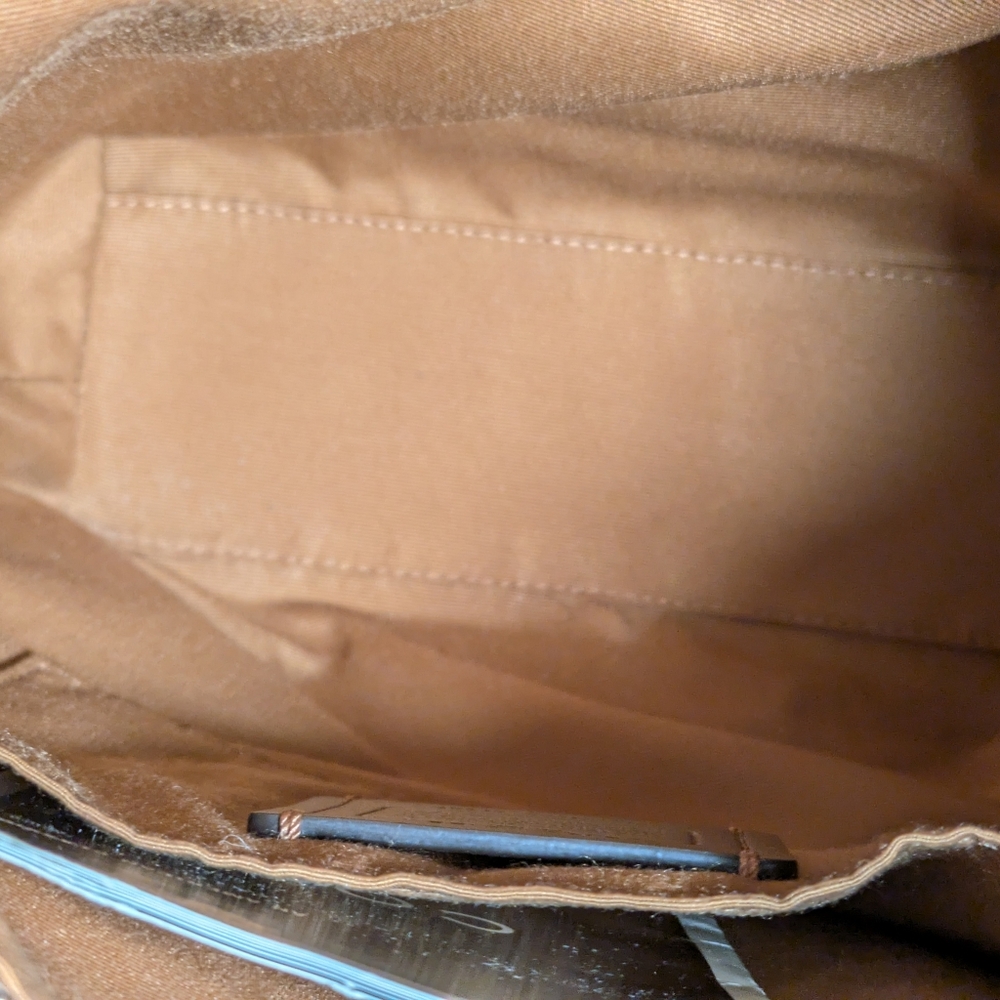 Coach 87826 Gorgeous Abby Crossbody/Shoulder Bag Like New - Picture 13 of 16